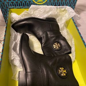 Ladies winter boots & evening shoes